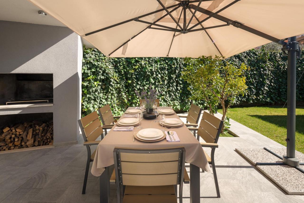Villa Roko- the spacious luxury Trogir Exterior foto